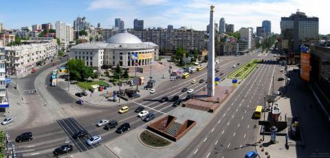Площа Перемоги - Київ