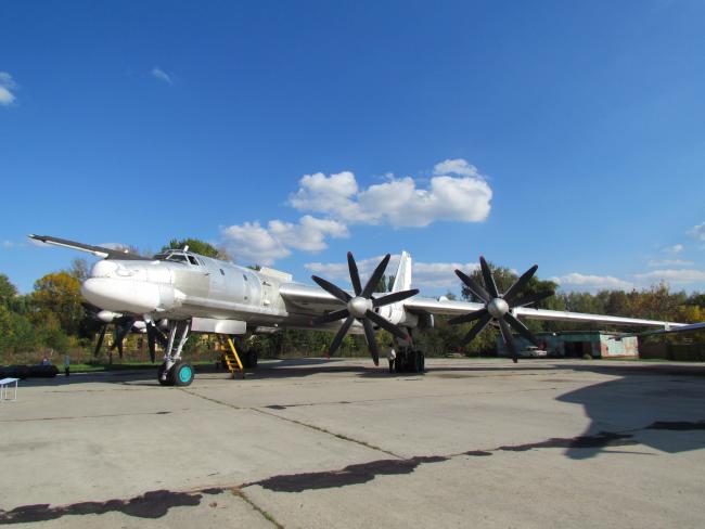 Ту-95МС Ведмідь Музей дальньої і стратегічної авіації - Полтава